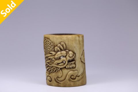 云龙盖置（屹人）