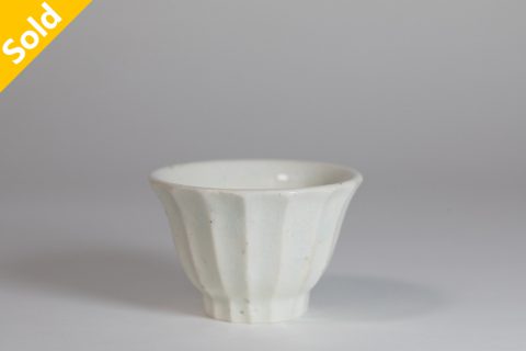 粉粧灰釉广口杯（宋春浩）