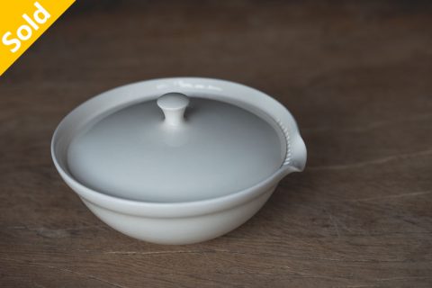 白泥透明釉宝瓶 大（山本忠臣）