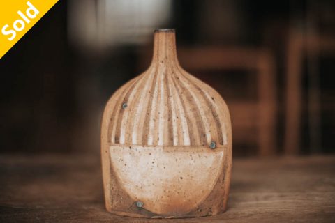 扁平花器（菊地胜）