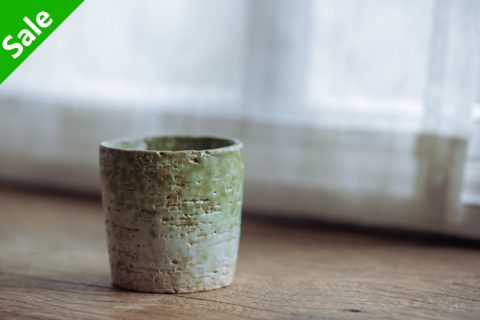 粗陶吹绿釉直杯（侯伟童）