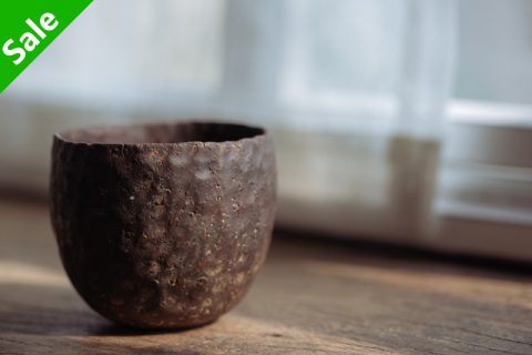 手捏秽土杯（侯伟童）
