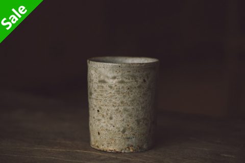 粉引手握杯（尾形アツシ）N22A404