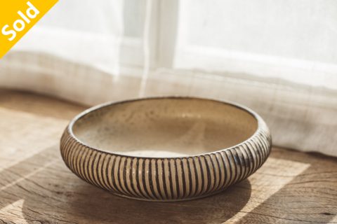 灰粉引丸皿8寸（小仓夏树）N23B41