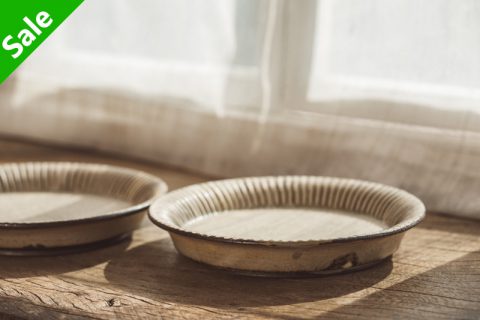 灰粉引深平皿5.5寸（小仓夏树）N23B44