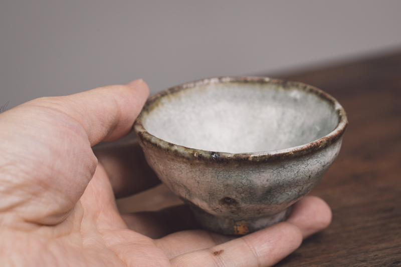 白釉酒吞 茶杯（八田亨）N23B012