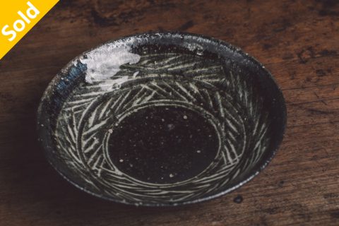 黑三岛6寸皿（八田亨）N23B004