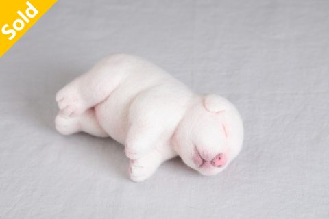 睡觉的幼犬 毛毡置物（川崎美波）N24B178