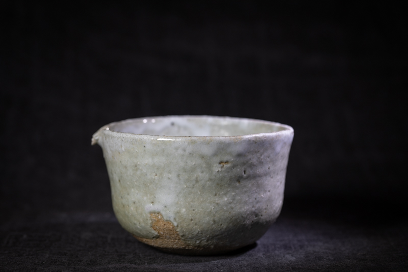 白化妆片口 中（芳贺龙一）N24B284