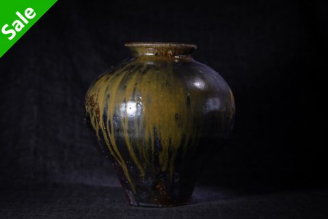 鬼纹黑釉 大壶（芳贺龙一）N24B303