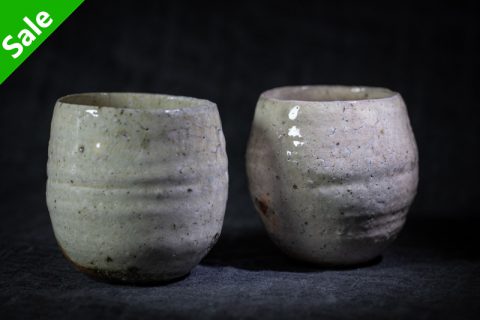 白化妆 手握杯（芳贺龙一）N24B288