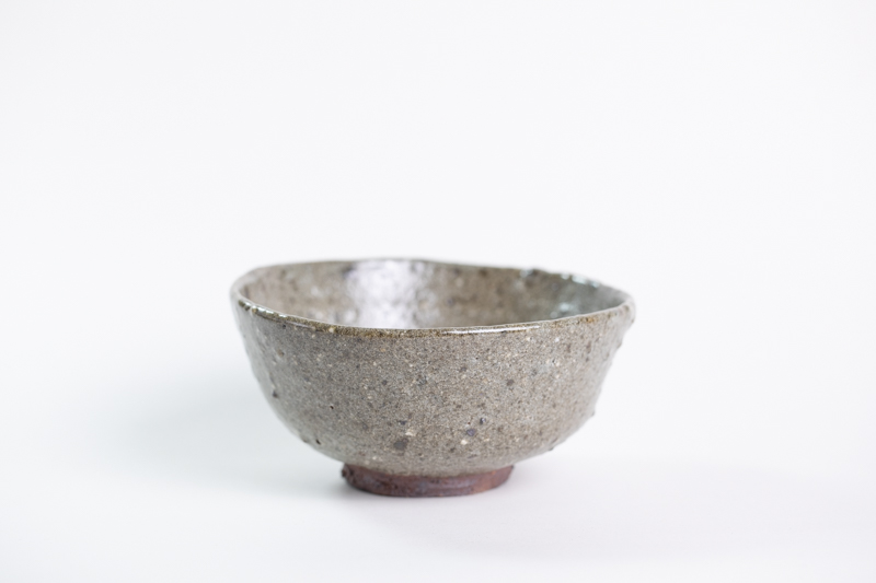 灰釉碗（四海大）N25B106