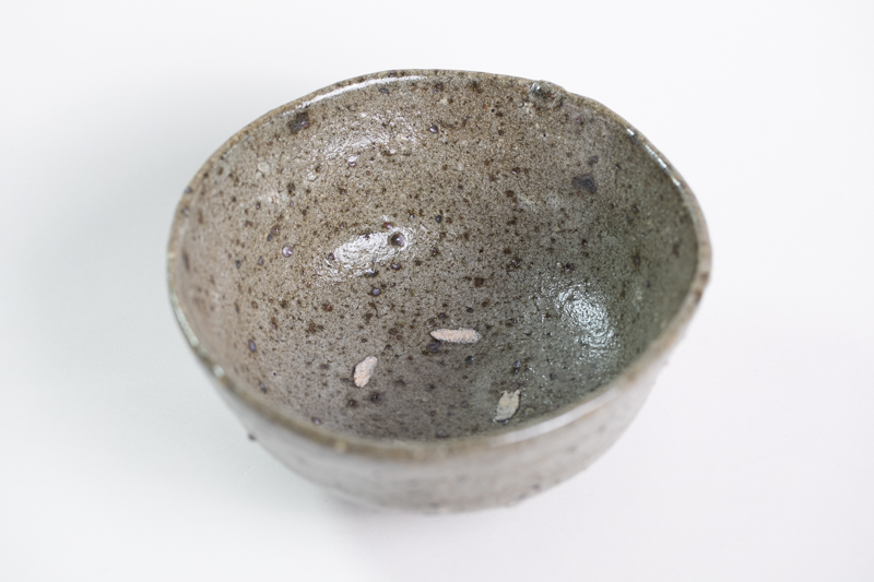 灰釉碗（四海大）N25B106