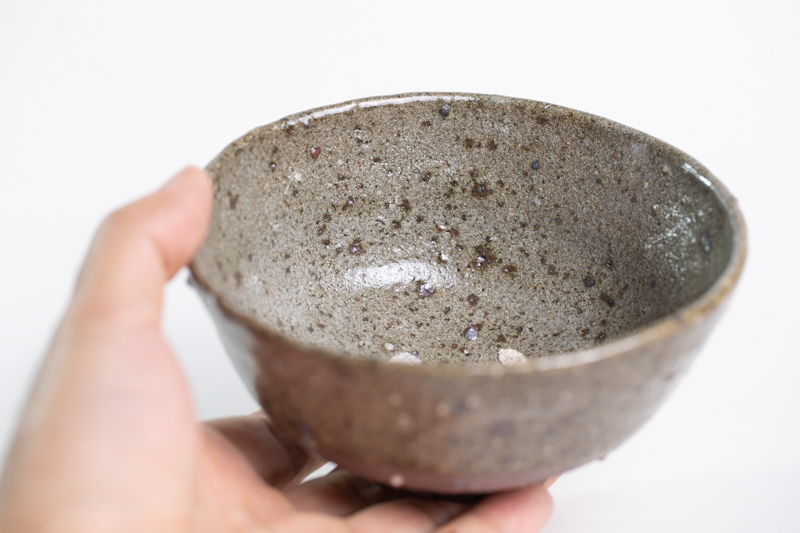 灰釉碗（四海大）N25B106