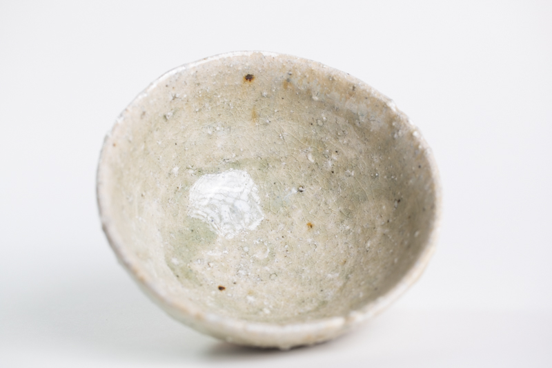 灰釉碗（四海大）N25B106
