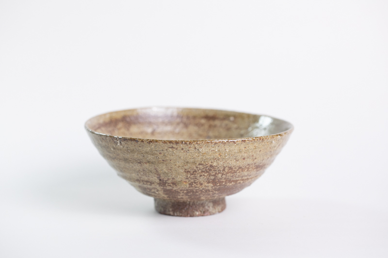 灰釉碗（四海大）N25B106