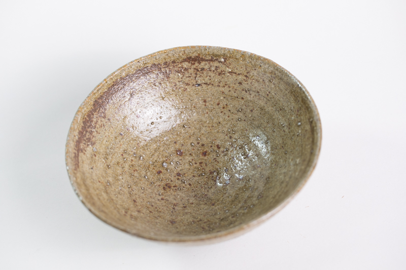 灰釉碗（四海大）N25B106