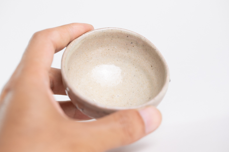 粉引酒吞/杯子（四海大）N25B111
