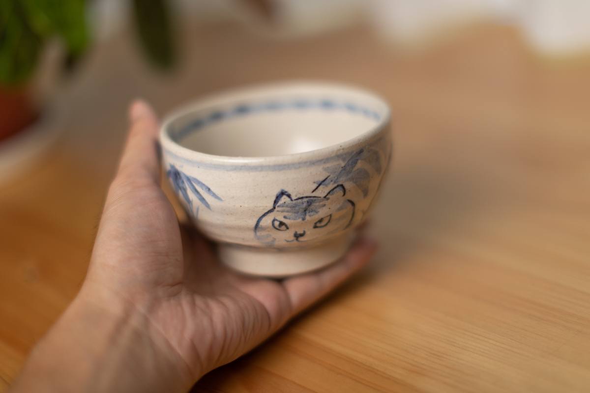 染付竹猫小碗（须贺文子）