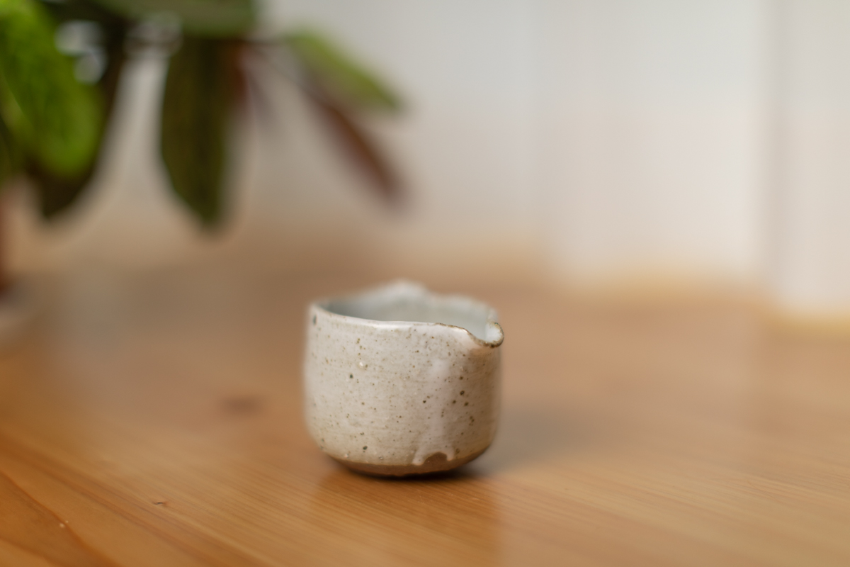 白釉片口（鹤野启司）