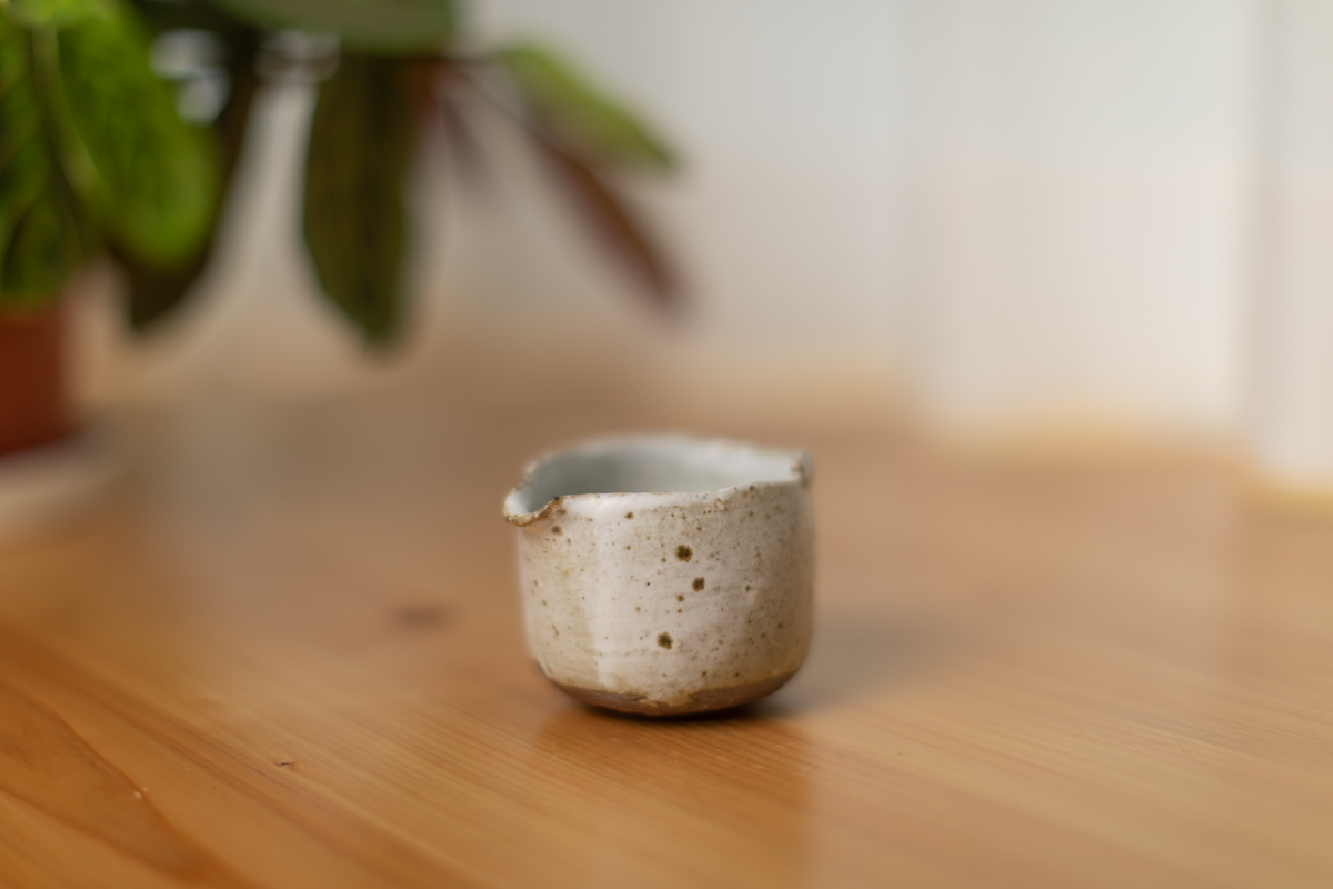 白釉片口（鹤野启司）