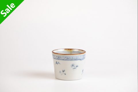 染付花散纹猪口 杯子（志村和晃）