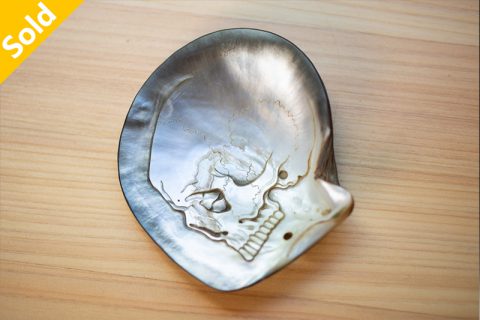黑珍珠母贝雕刻侧脸骷髅（冢虎）