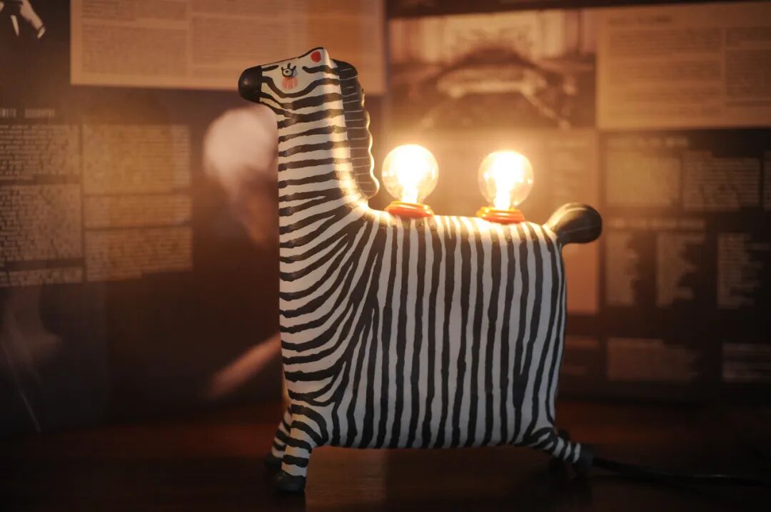 6409
