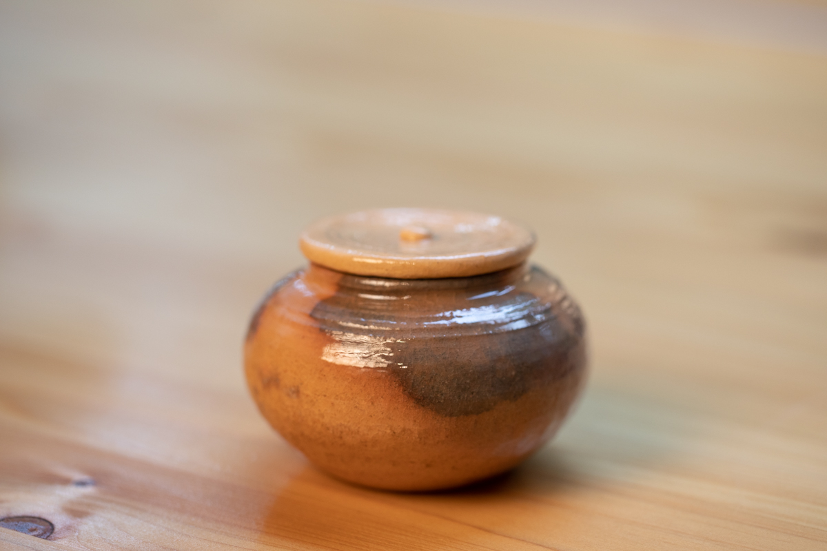 后乐园御庭烧 大海茶入 附原箱（田中坡石）