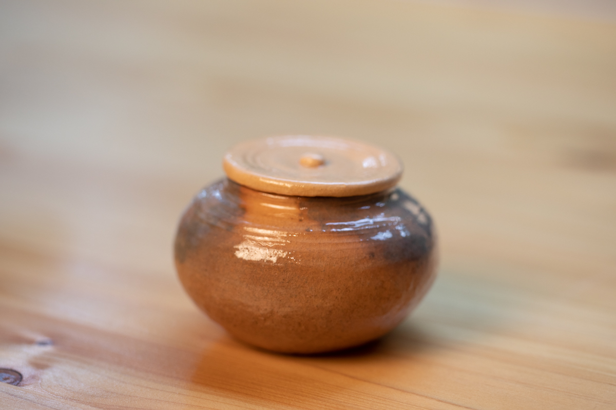 后乐园御庭烧 大海茶入 附原箱（田中坡石）