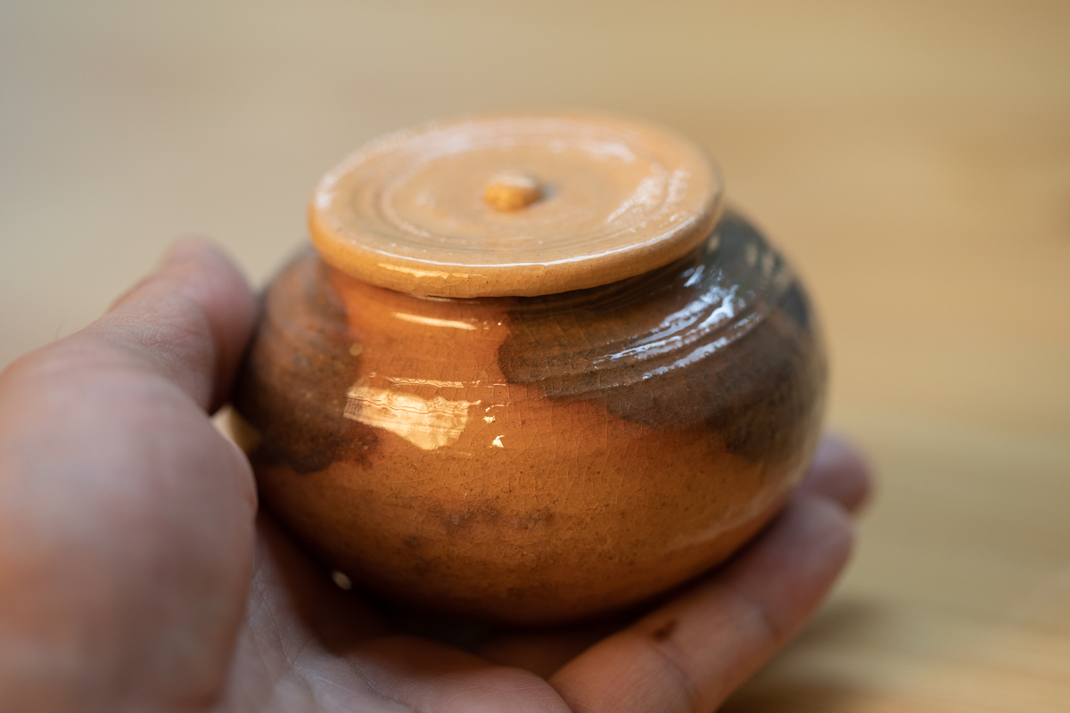 后乐园御庭烧 大海茶入 附原箱（田中坡石）