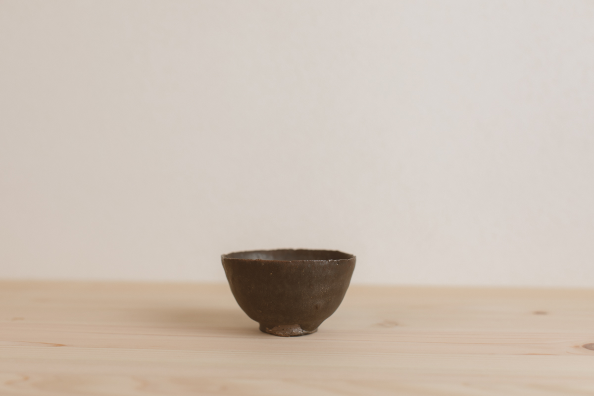黑釉酒杯 茶杯（芳贺龙一）