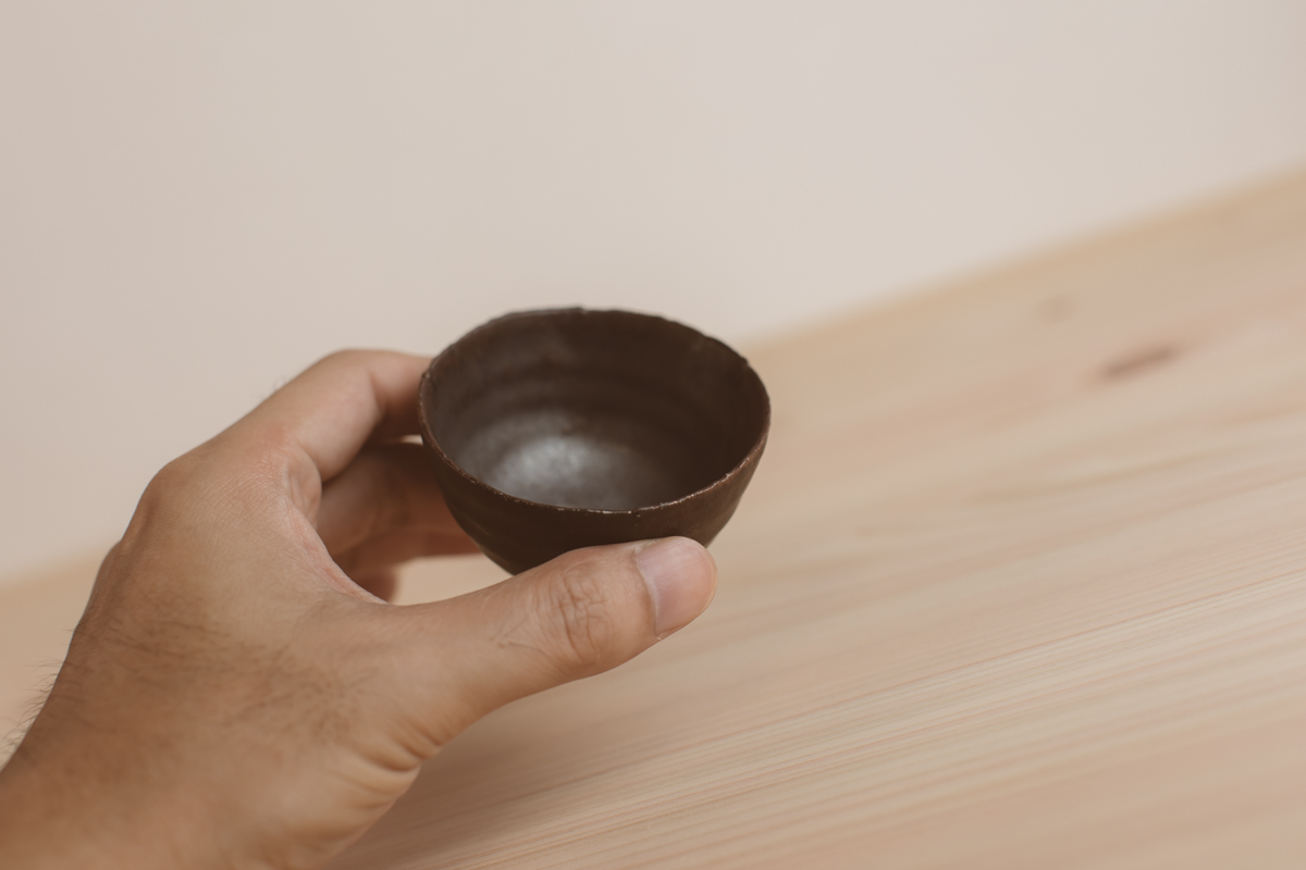 黑釉酒杯 茶杯（芳贺龙一）