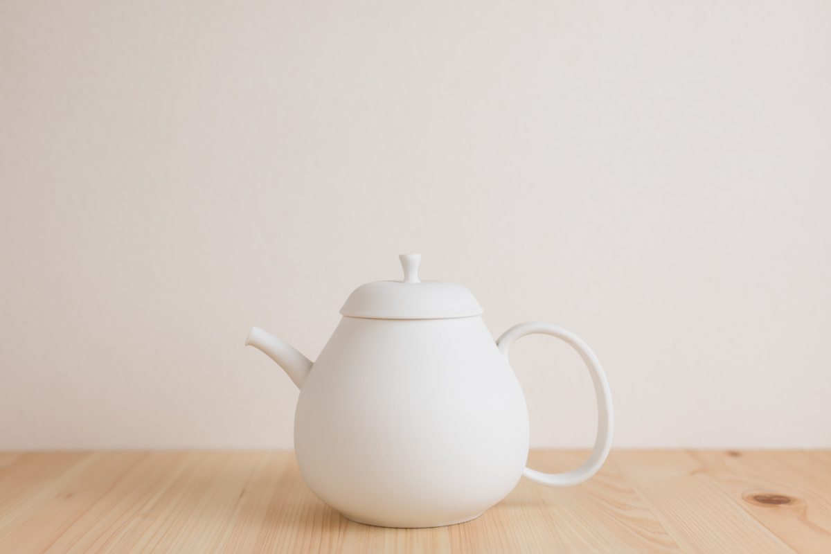 蛋壳白茶壶（村上雄一）