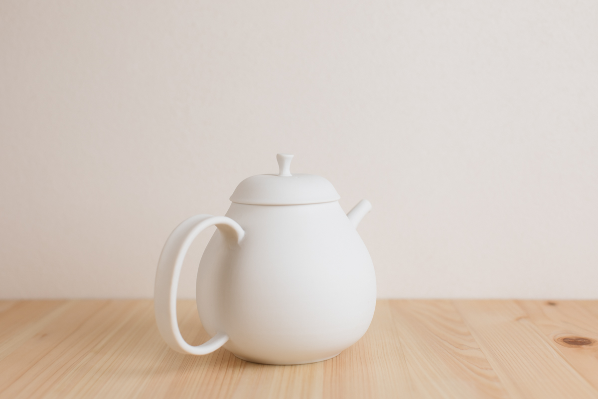 蛋壳白茶壶（村上雄一）