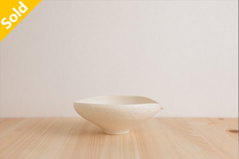 黄白釉低片口（佐野元春）