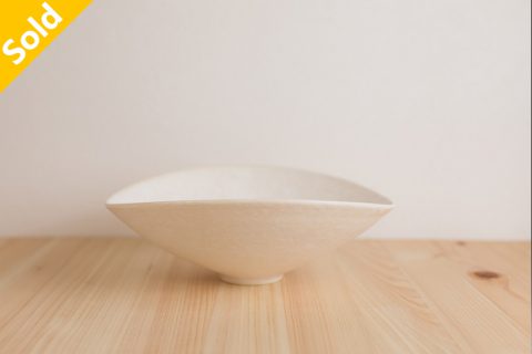 黄白釉弧线大钵（佐野元春）