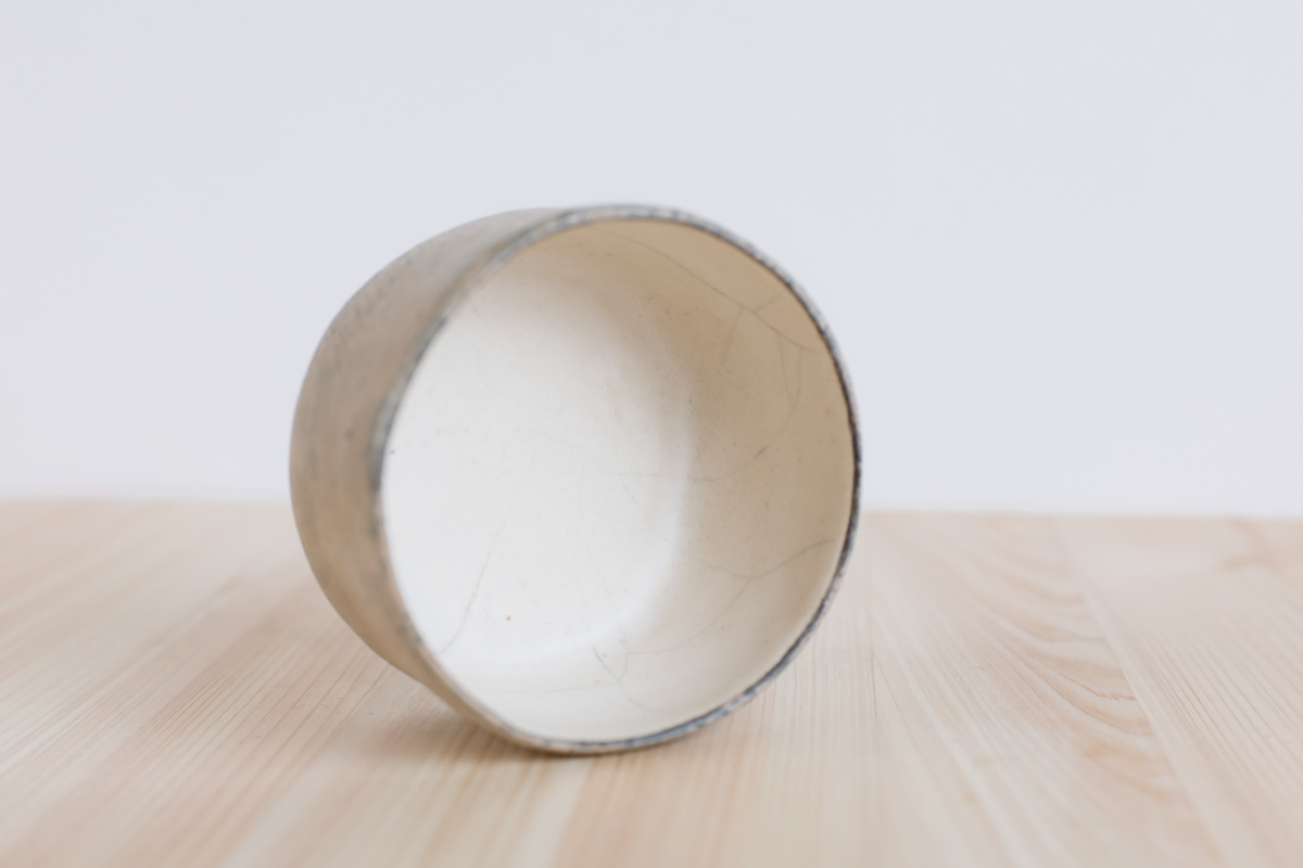 漆面筒形碗 浅咖（川原幸子）