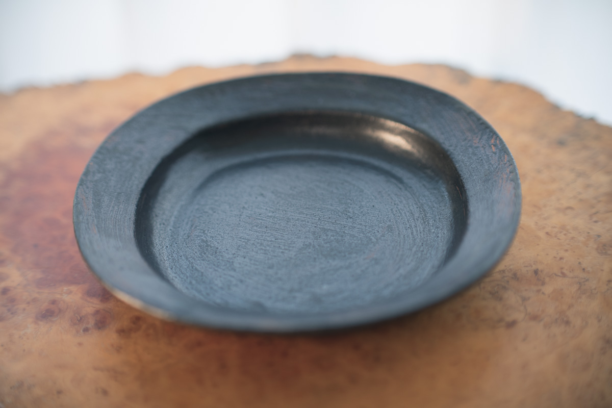 玄釉四方深皿(江口诚基)