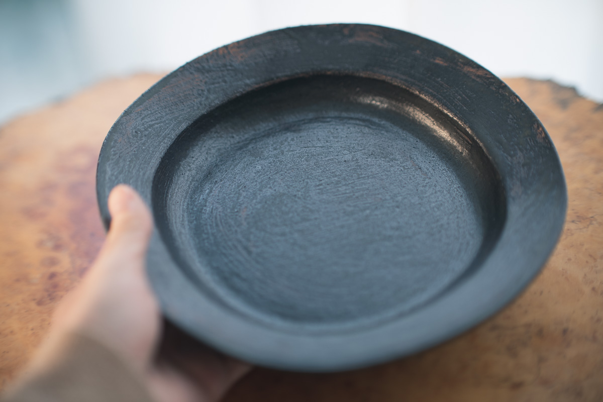 玄釉四方深皿(江口诚基)