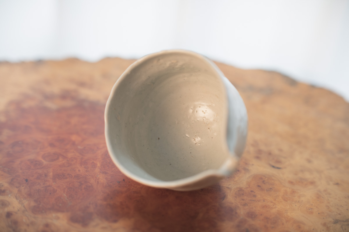 白釉片口（高田谷将宏）