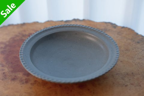 青灰釉折边钵（古谷浩一）