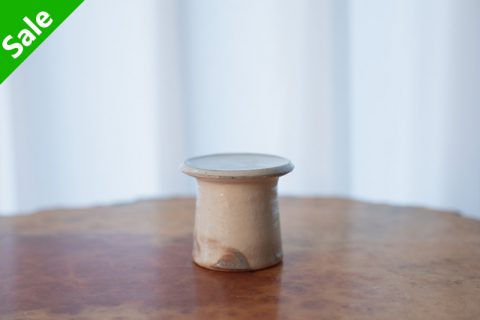 白釉台皿（古谷浩一）