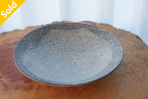 粉引大皿（铃木健史）