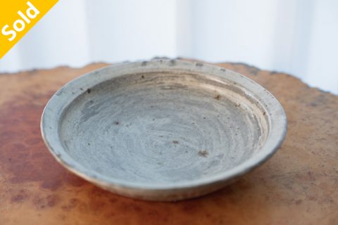 刷毛目浅皿（坪井俊宪）