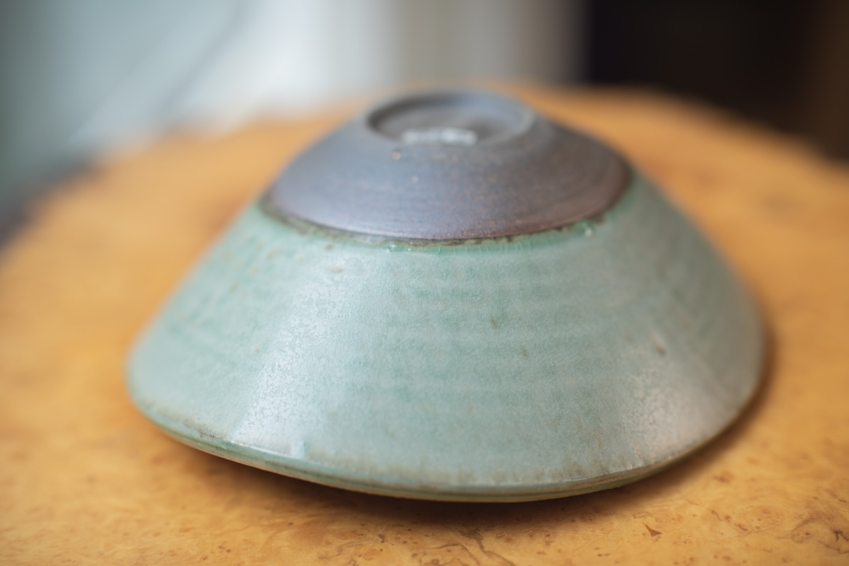 彩色灰釉 椭圆面碗（市野耕）