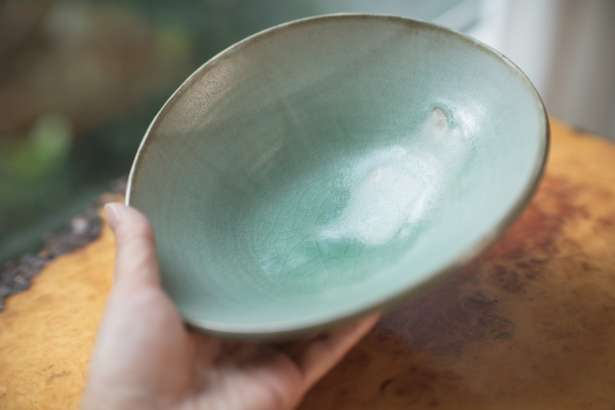 彩色灰釉 椭圆面碗（市野耕）