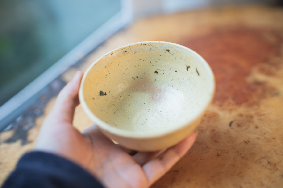 黄粉引小碗(工藤和彦)