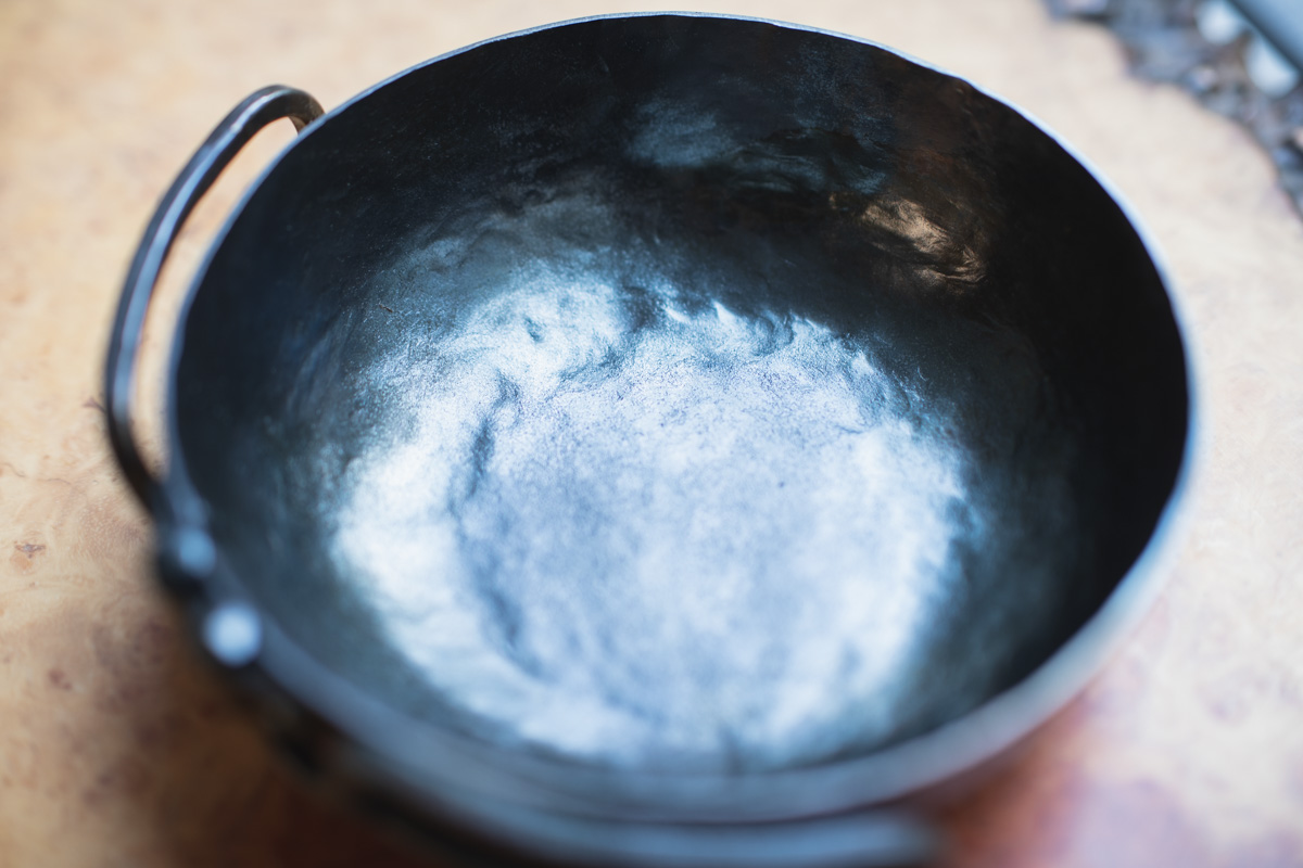 露营热煅打16cm可折叠铁锅（池田保）