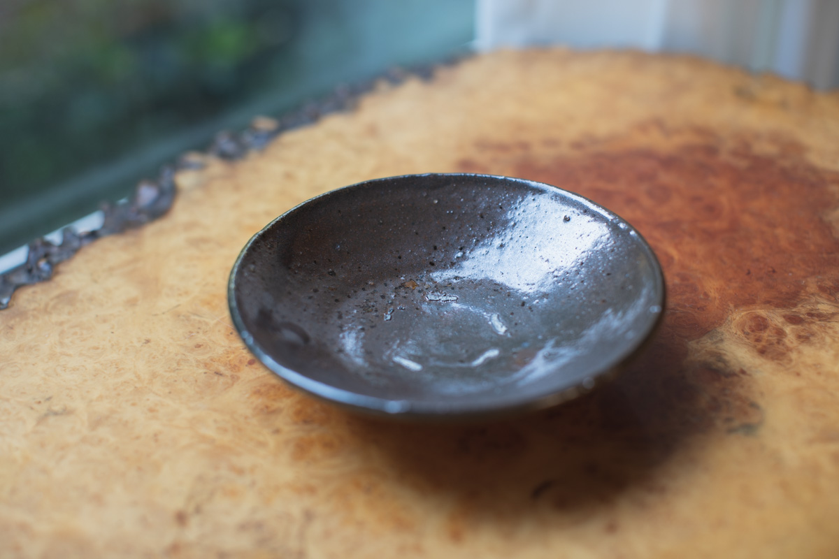 柿釉小皿（四海大）